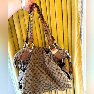 Gucci bamboo bar, shoulder bag. Large canvas.